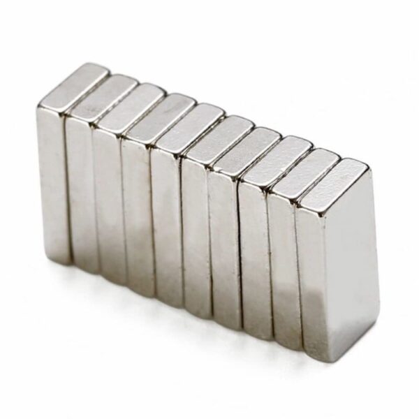 IMÁN NEODIMIO RECTANGULAR 10*5*1MM - Imagen 4