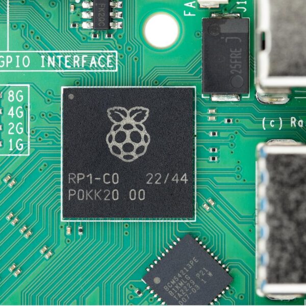 RASPBERRY PI 5 MODELO B 8GB RAM - Imagen 2
