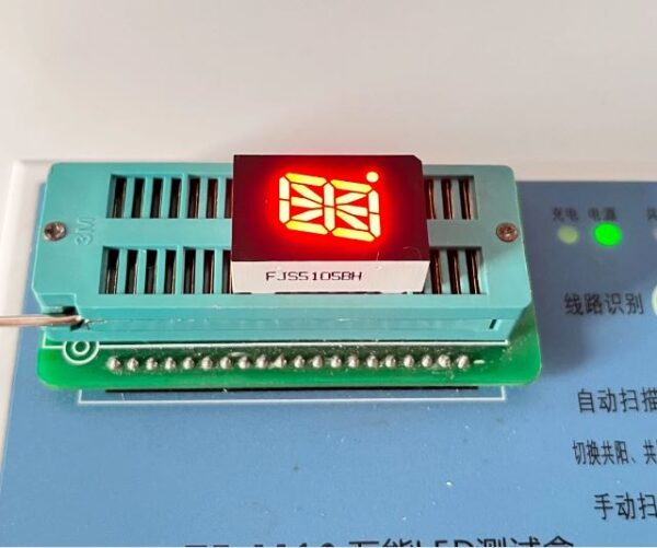 DISPLAY DE 16 SEGMENTOS ÁNODO COMÚN 0,5" - Imagen 6