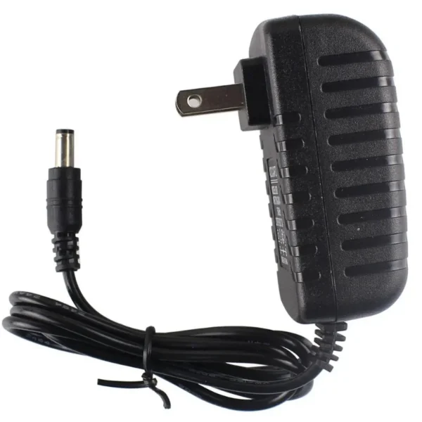 ADAPTADOR CARGADOR 110V/12V 2A PLUG DC005